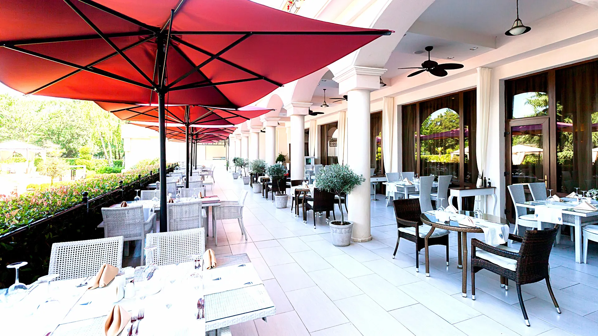 Primoretz Grand Hotel & Spa Burgas 5*,
